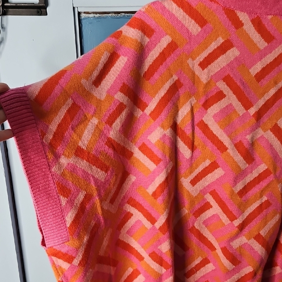 Isaac Mizrahi Pink and Orange Geometric Plus Size Sweater Cardigan - Picture 8 of 11